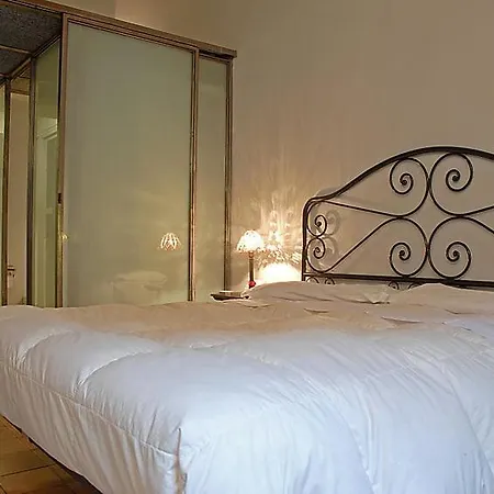 Apartmán Sleeps 6 Air Con Wifi *